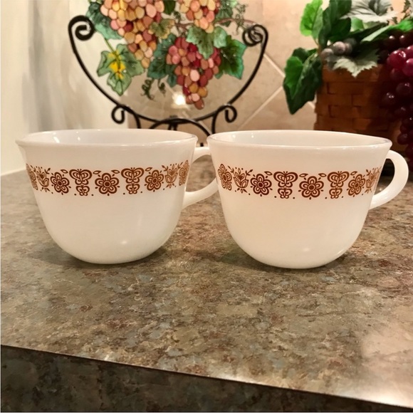 Corning Butterfly Gold Flat Cups - Picture 4 of 8